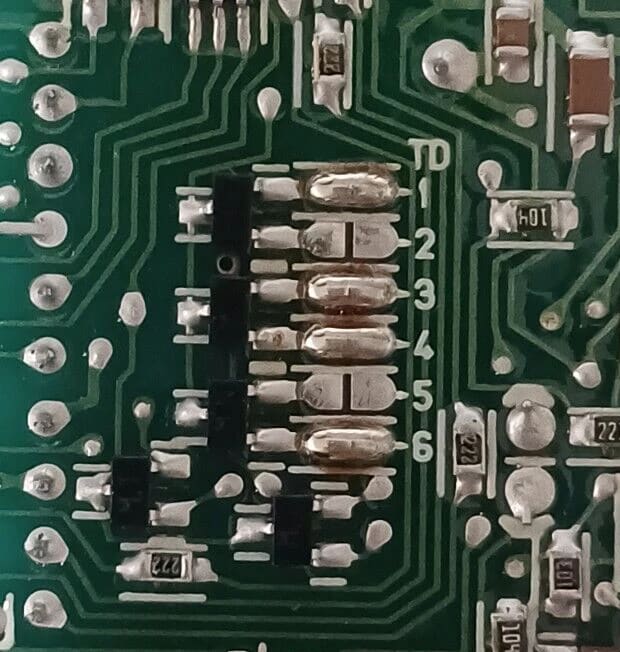 Jumper/solder pads for a BMW CM5901 radio model