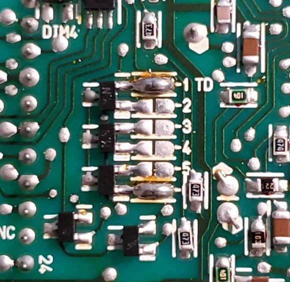 Jumper/solder pads for a BMW CM5903 radio model
