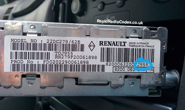 Label of a Renault radio